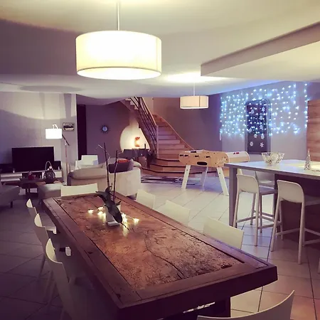 Le Clos Des Fagettes Holiday home Salles-Curan