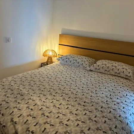 Holiday home Le Clos Des Fagettes Salles-Curan