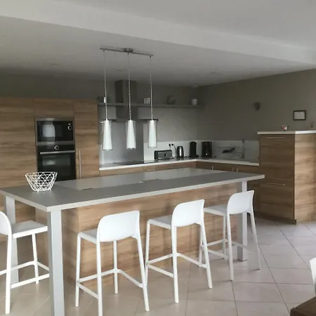 Le Clos Des Fagettes Сasa de vacaciones Salles-Curan